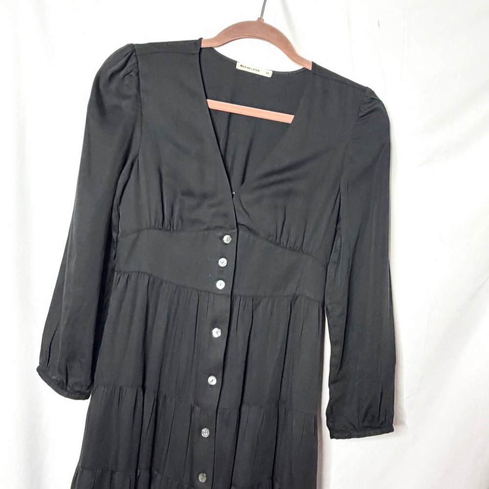 Women's MARINE LAYER Black Long Sleeve Tiered Maxi Dress XS - Picture 3 of 6